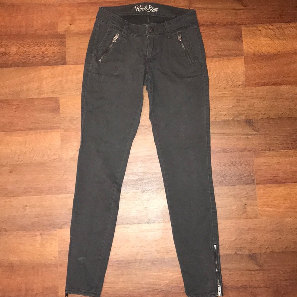 Skinny gray jeans